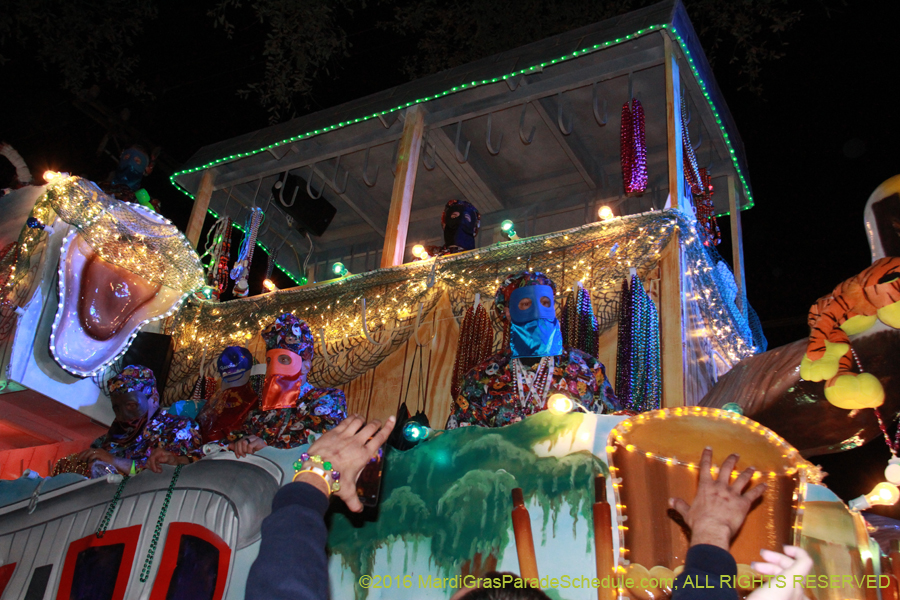 2016-Krewe-of-Bacchus-012924