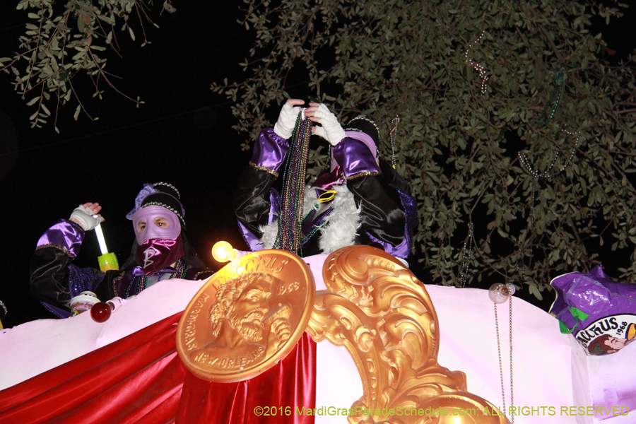 2016-Krewe-of-Bacchus-012940