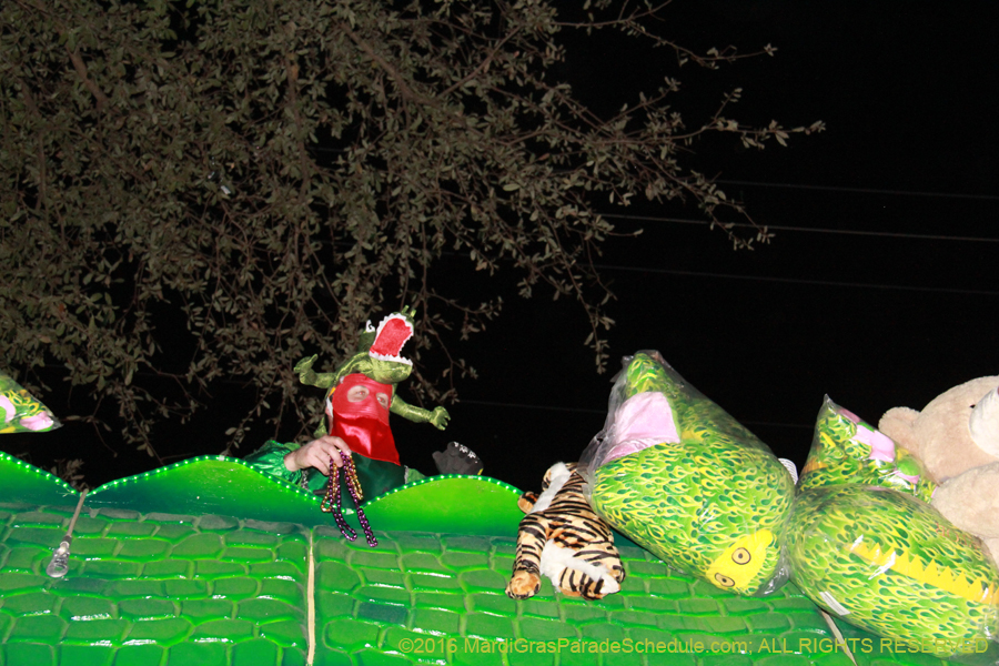 2016-Krewe-of-Bacchus-013210