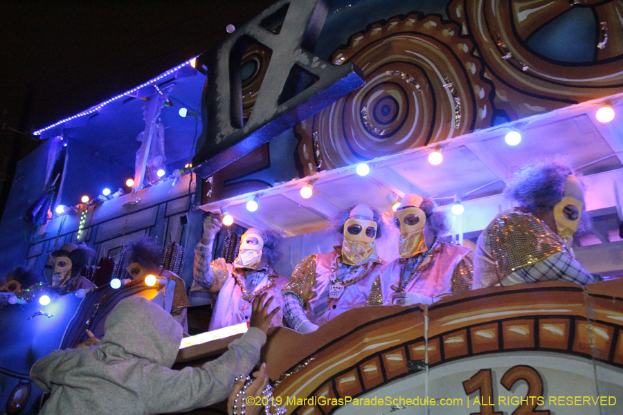 Krewe-of-Bacchus-2019-008927
