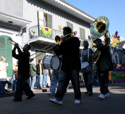 2008-Krewe-of-Barkus-Mardi-Gras-2008-New-Orleans-Parade-0300
