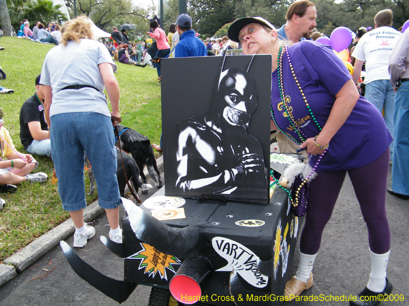 2009-Mystic-Krewe-of-Barkus-Mardi-Gras-French-Quarter-New-Orleans-Dog-Parade-Harriet-Cross-7150