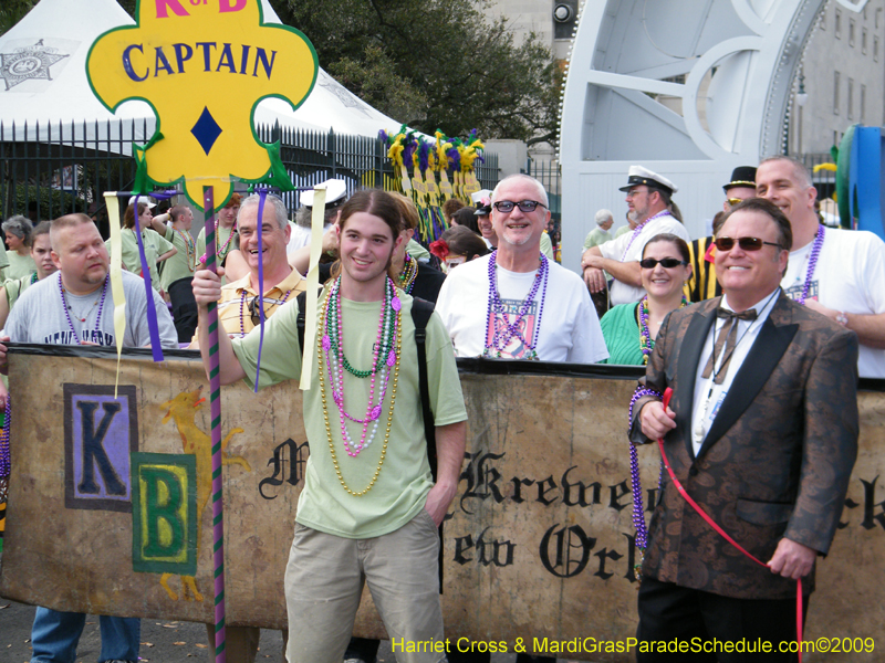 2009-Mystic-Krewe-of-Barkus-Mardi-Gras-French-Quarter-New-Orleans-Dog-Parade-Harriet-Cross-7182