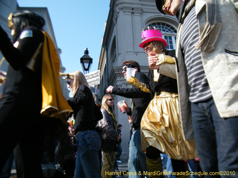 Mystic-Krewe-of-Barkus-2010-HC-Dog-Parade-Mardi-Gras-New-Orleans-8481