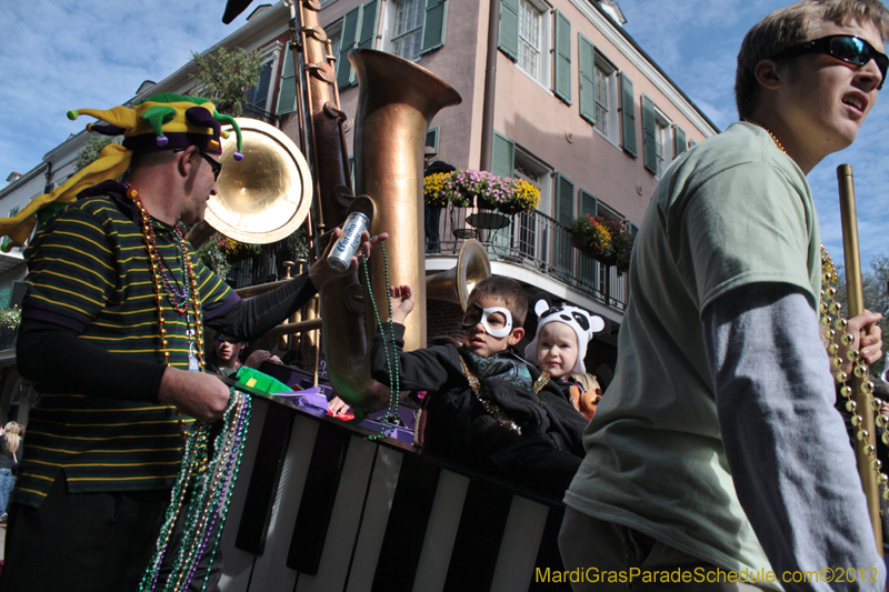 Mystic-Krewe-of-Barkus-2012-0015