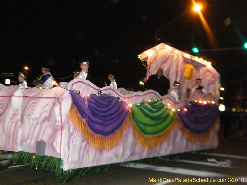 Krewe-of-Caesar-2010-Metairie-Mardi-Gras-7912