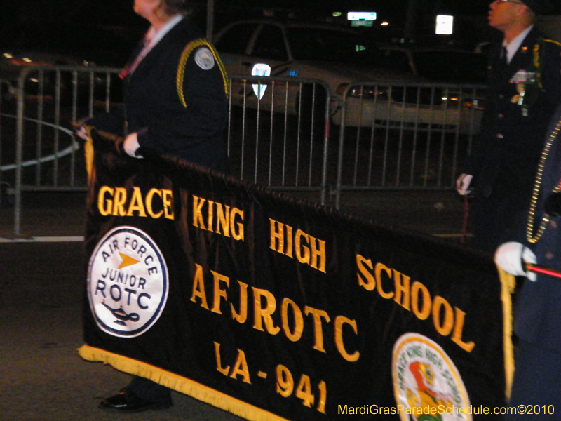 Krewe-of-Caesar-2010-Metairie-Mardi-Gras-7914