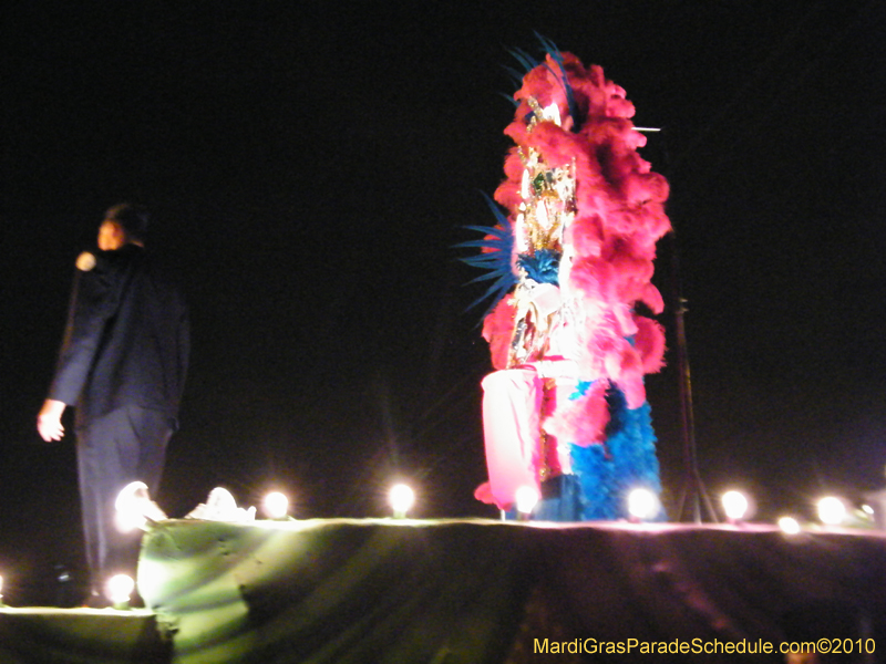 Krewe-of-Caesar-2010-Metairie-Mardi-Gras-7939