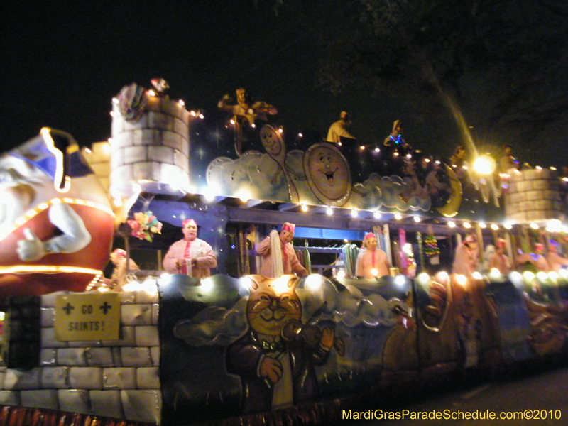 Krewe-of-Caesar-2010-Metairie-Mardi-Gras-8047