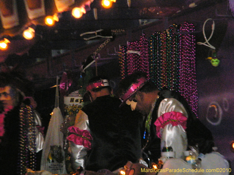 Krewe-of-Caesar-2010-Metairie-Mardi-Gras-8065