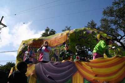 2008-Krewe-of-Carrollton-Mardi-Gras-2008-New-Orleans-0094