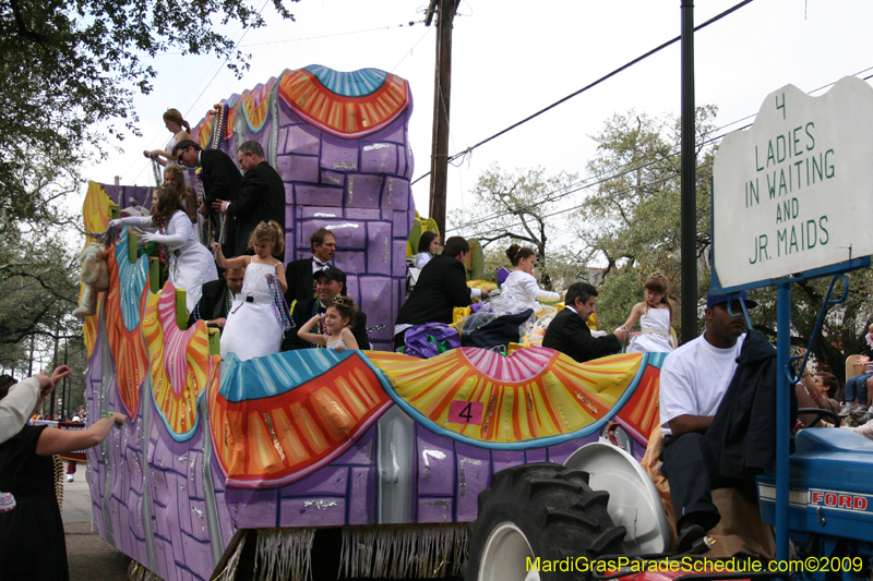 Krewe-of-Carrollton-2009-Mardi-Gras-New-Orleans-Louisiana-0067