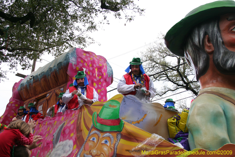 Krewe-of-Carrollton-2009-Mardi-Gras-New-Orleans-Louisiana-0144