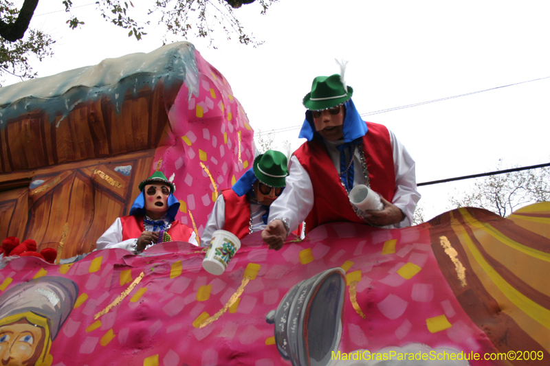 Krewe-of-Carrollton-2009-Mardi-Gras-New-Orleans-Louisiana-0145