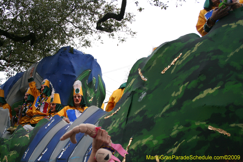 Krewe-of-Carrollton-2009-Mardi-Gras-New-Orleans-Louisiana-0155