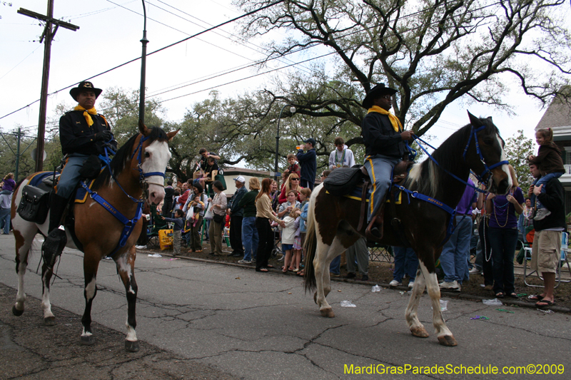 Krewe-of-Carrollton-2009-Mardi-Gras-New-Orleans-Louisiana-0162
