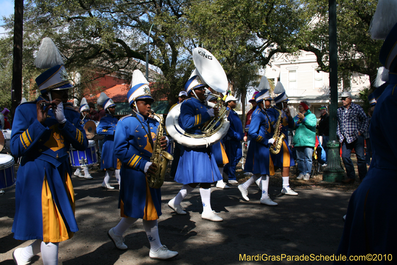 Krewe-of-Carrollton-New-Orleans-Mardi-Gras-4404