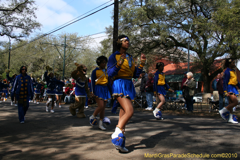 Krewe-of-Carrollton-New-Orleans-Mardi-Gras-4408