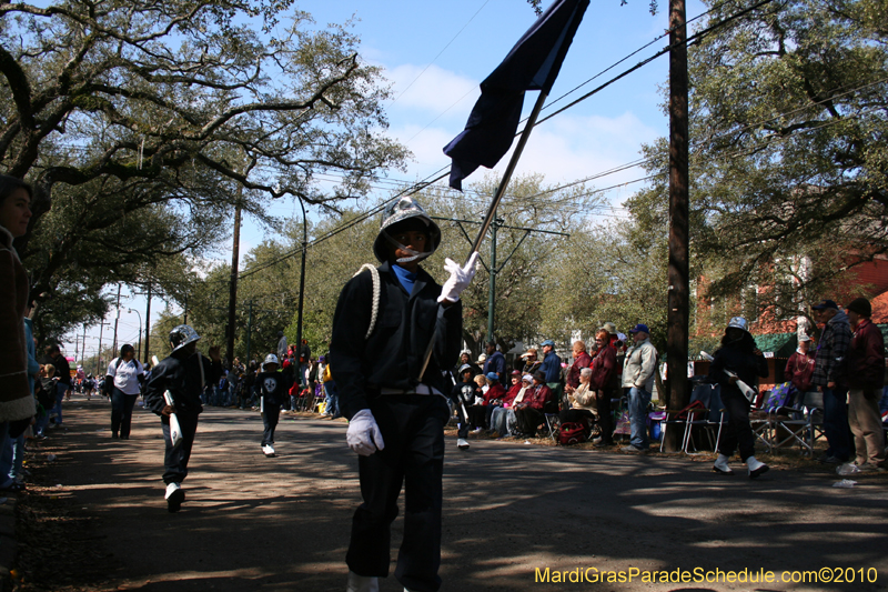 Krewe-of-Carrollton-New-Orleans-Mardi-Gras-4515