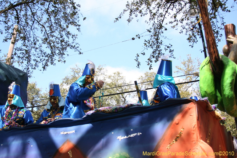 Krewe-of-Carrollton-New-Orleans-Mardi-Gras-4609