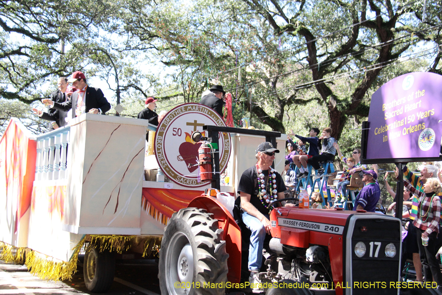 Krewe-of-Carrollton-2019-003000