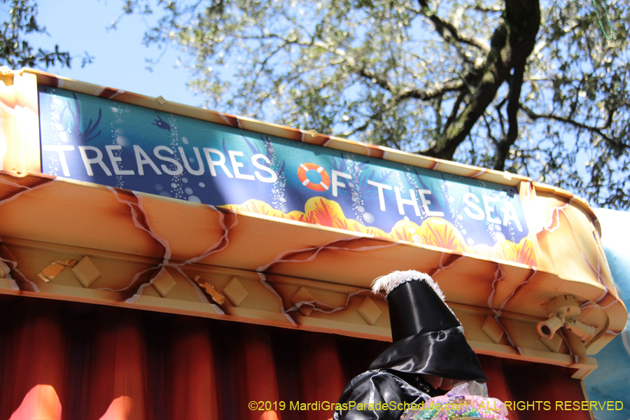 Krewe-of-Carrollton-2019-003014