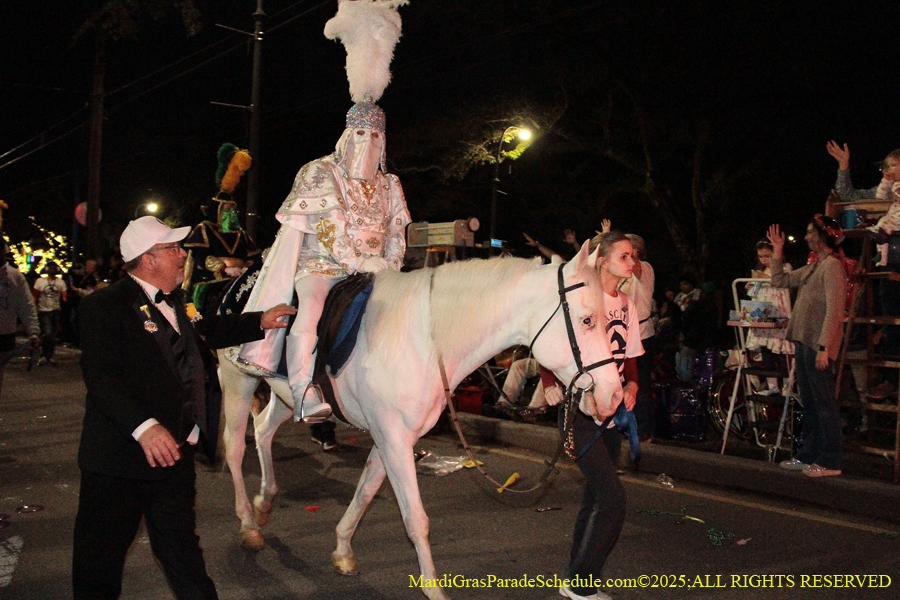 Krwew-of-Carrollton-002797