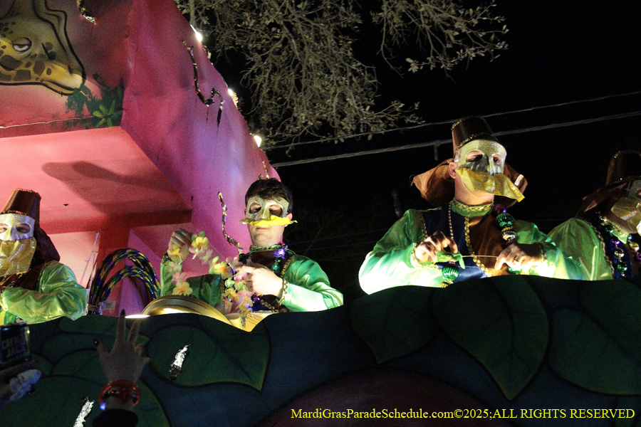 Krwew-of-Carrollton-002861