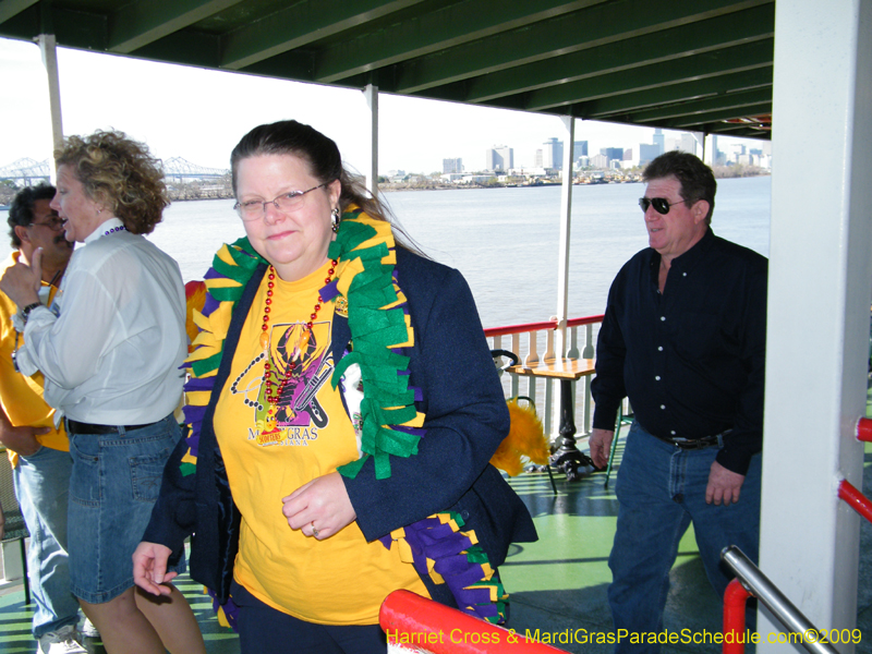 2009-Krewe-of-Choctaw-River-Parade-Steamboat-Natchez-Mardi-Gras-Westbank-5834