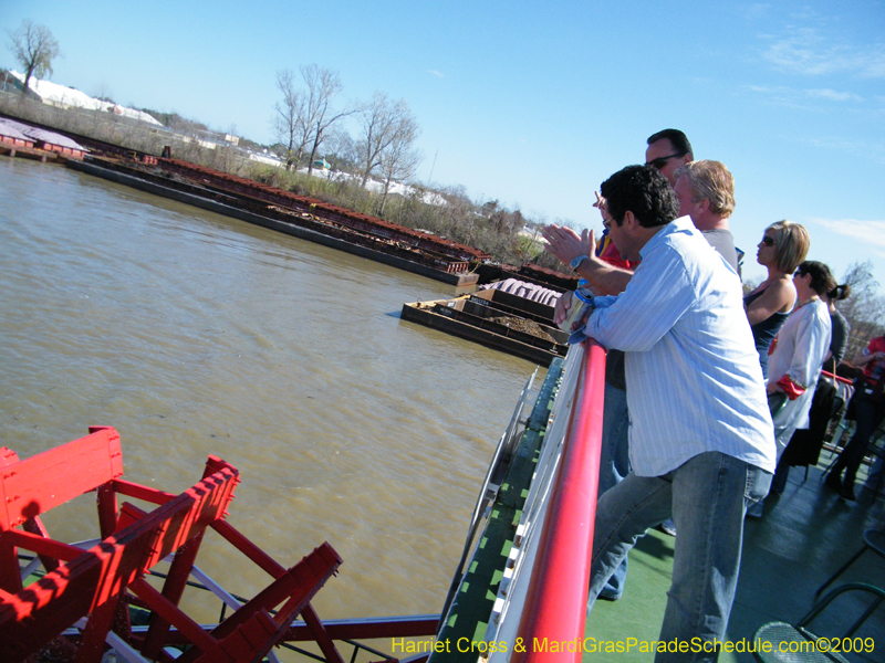 2009-Krewe-of-Choctaw-River-Parade-Steamboat-Natchez-Mardi-Gras-Westbank-5893