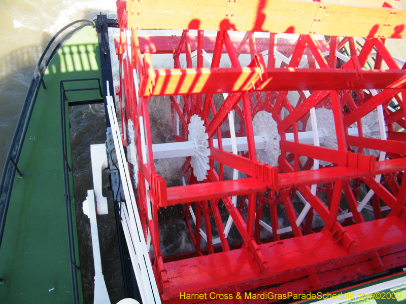 2009-Krewe-of-Choctaw-River-Parade-Steamboat-Natchez-Mardi-Gras-Westbank-5894