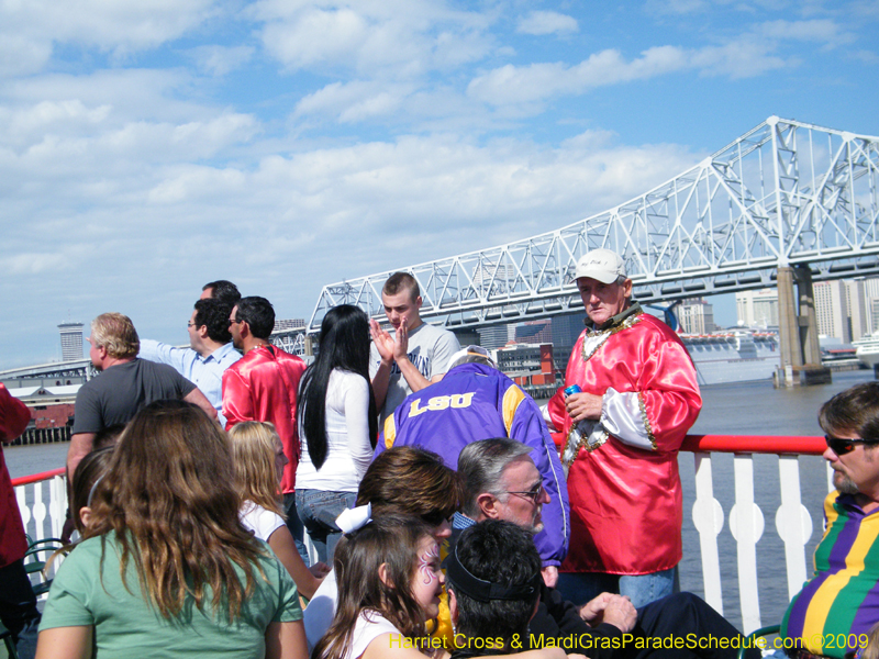 2009-Krewe-of-Choctaw-River-Parade-Steamboat-Natchez-Mardi-Gras-Westbank-5918