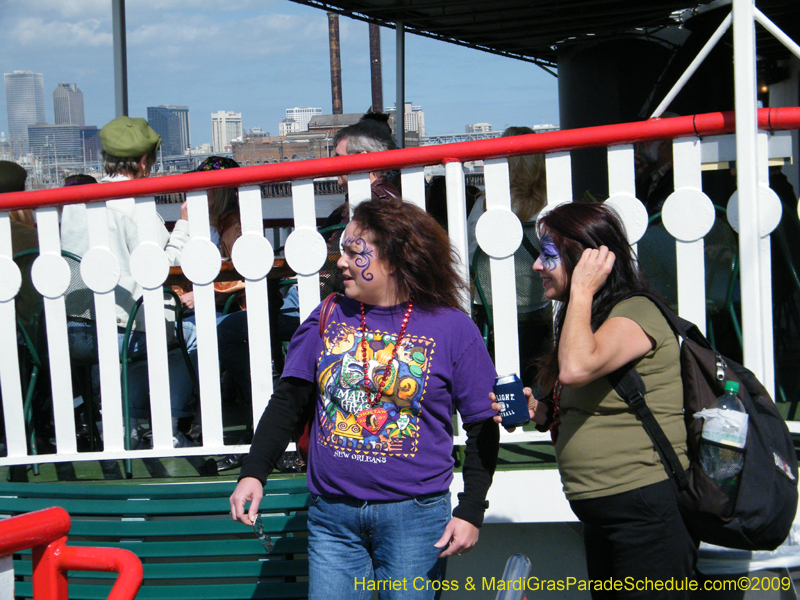 2009-Krewe-of-Choctaw-River-Parade-Steamboat-Natchez-Mardi-Gras-Westbank-5927