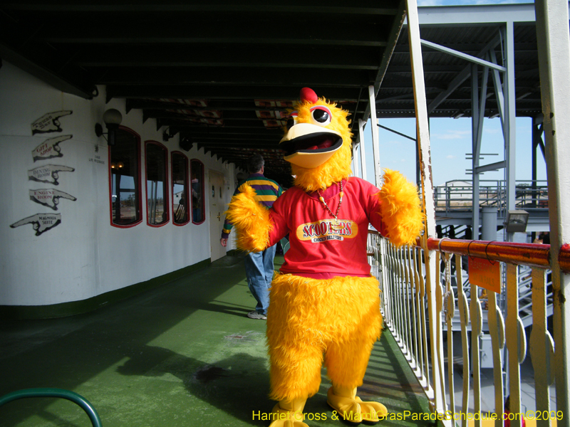2009-Krewe-of-Choctaw-River-Parade-Steamboat-Natchez-Mardi-Gras-Westbank-5931