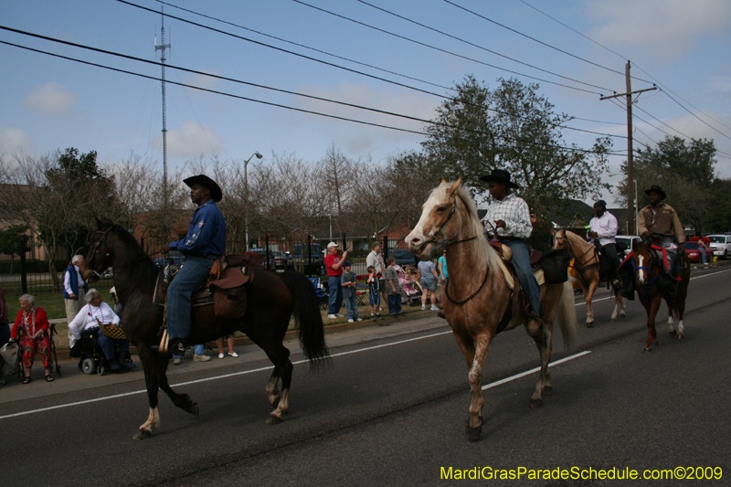 Krewe-of-Choctaw-2009-Westbank-Mardi-Gras-0089
