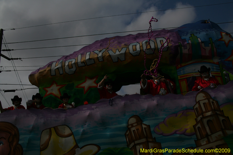 Krewe-of-Choctaw-2009-Westbank-Mardi-Gras-0109