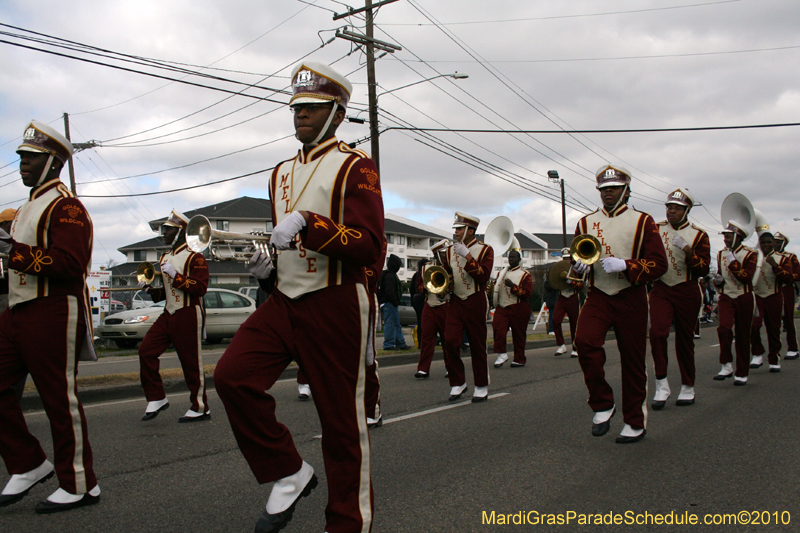 Krewe-of-Choctaw-2010-Mardi-Gras-Westbank-2994