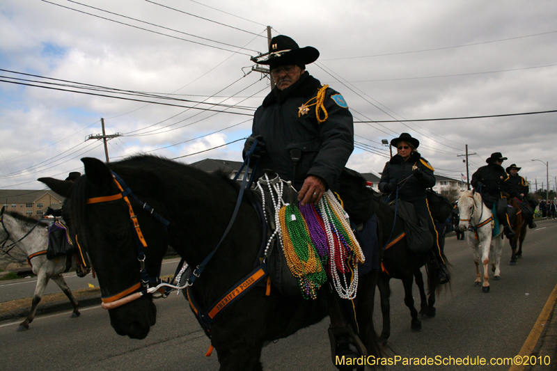 Krewe-of-Choctaw-2010-Mardi-Gras-Westbank-3002