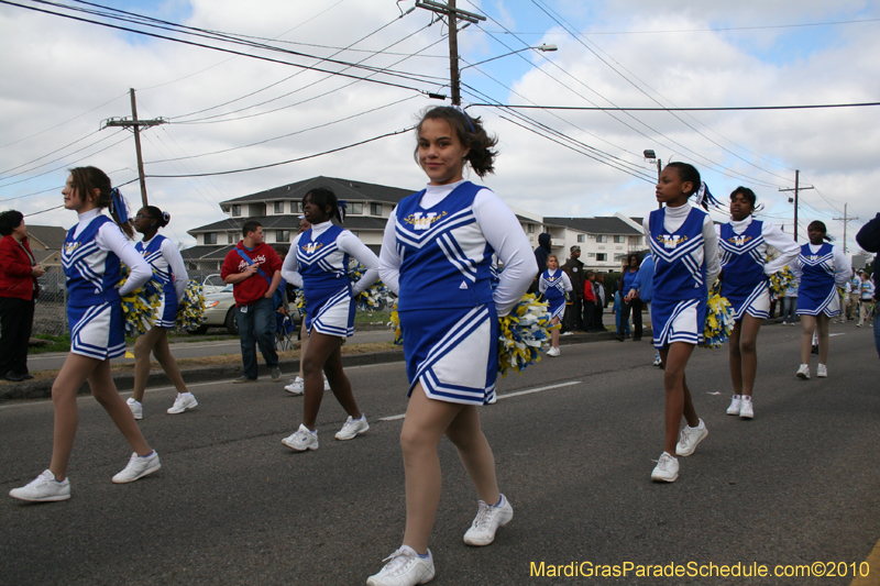 Krewe-of-Choctaw-2010-Mardi-Gras-Westbank-3036
