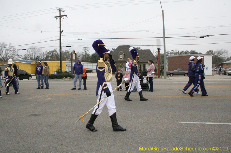 Krewe-of-Claude-Slidell-Mardi-Gras-2009-0115