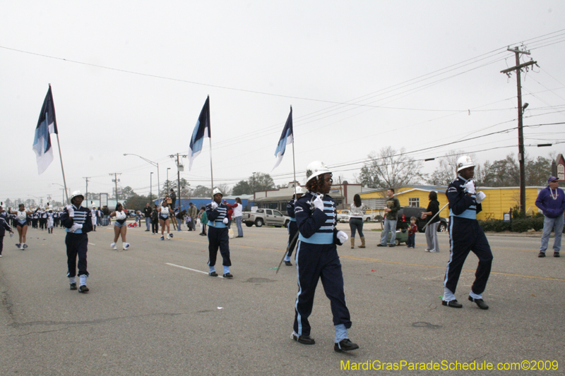 Krewe-of-Claude-Slidell-Mardi-Gras-2009-0172