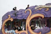 Krewe-of-Claude-Slidell-Mardi-Gras-2009-0149