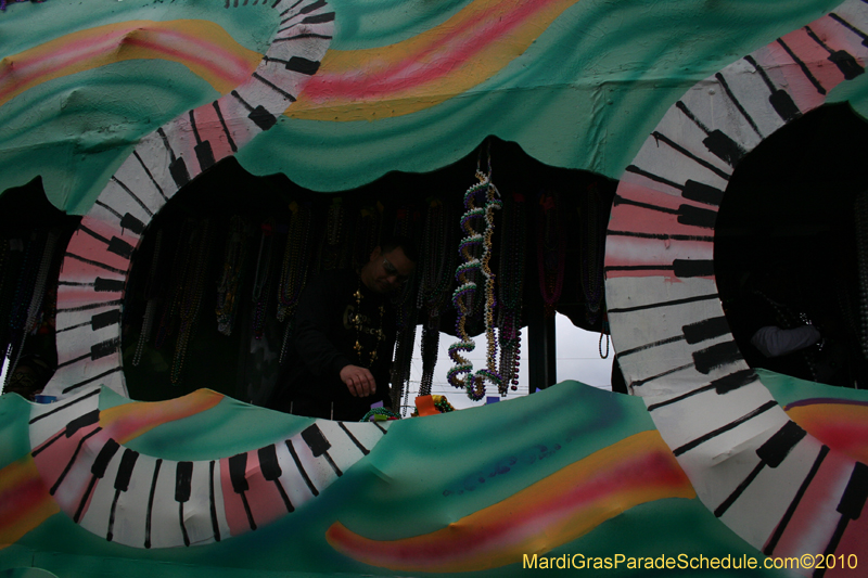 2010-Krewe-of-Claude-Mardi-Gras-Slidell-0987