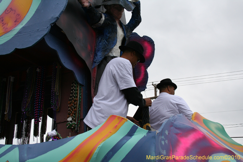 2010-Krewe-of-Claude-Mardi-Gras-Slidell-1046