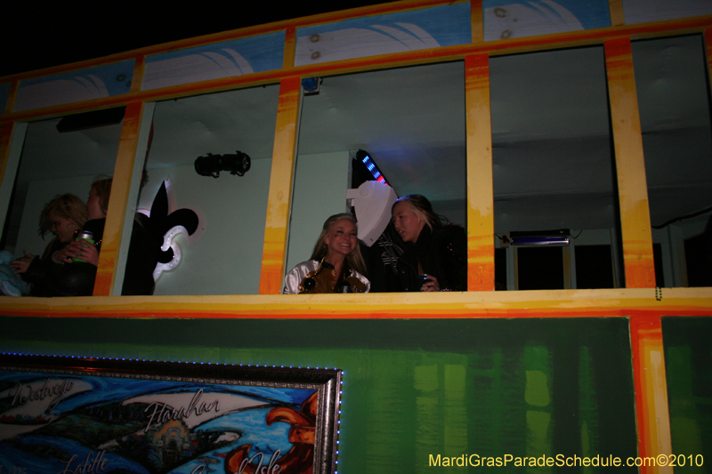 Krewe-of-Cleopatra-2010-Westbank-Mardi-Gras-2631