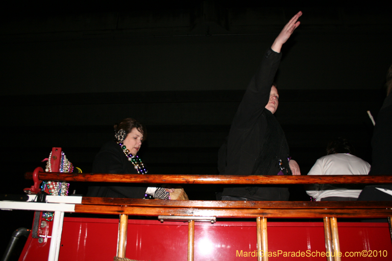 Krewe-of-Cleopatra-2010-Westbank-Mardi-Gras-2643
