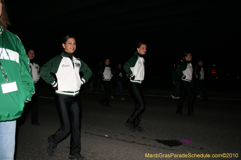 Krewe-of-Cleopatra-2010-Westbank-Mardi-Gras-2710