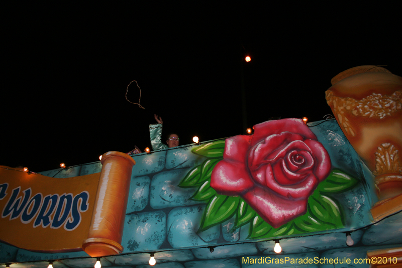Krewe-of-Cleopatra-2010-Westbank-Mardi-Gras-2751