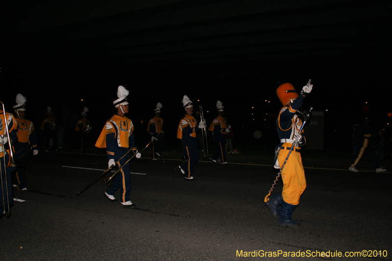 Krewe-of-Cleopatra-2010-Westbank-Mardi-Gras-2783