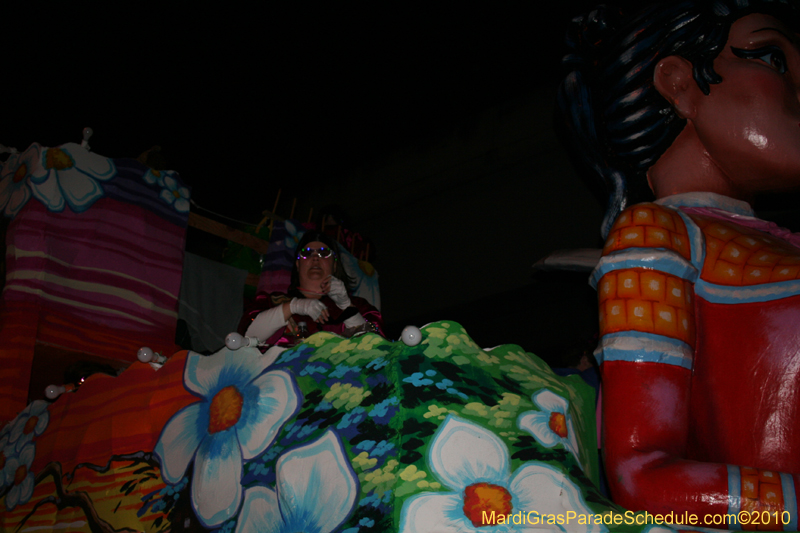 Krewe-of-Cleopatra-2010-Westbank-Mardi-Gras-2893